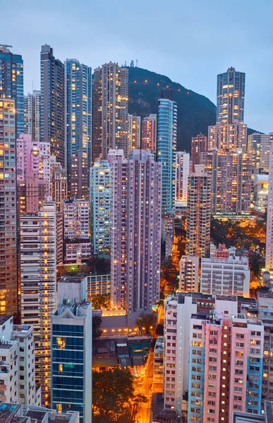 Residentiële gebouwen in het centrum van de stad. Hongkong. — Stockfoto