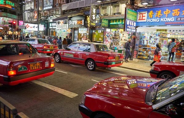 Rote Toyota-Taxis in Hongkong — Stockfoto
