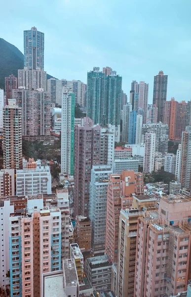 Residentiële gebouwen in het centrum van de stad. Hongkong. — Stockfoto