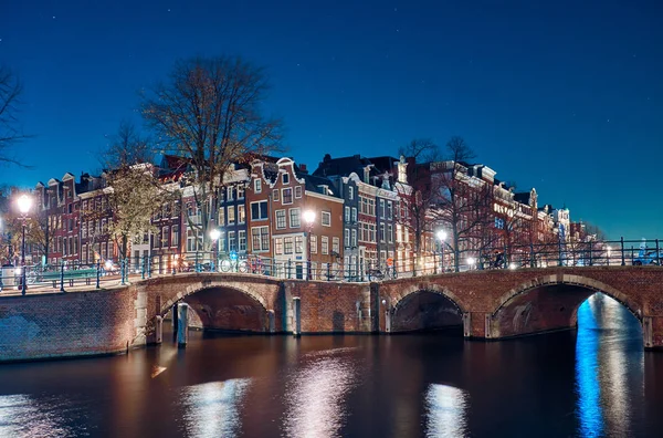 Άμστερνταμ τη νύχτα, κάτω χώρες. — Φωτογραφία Αρχείου