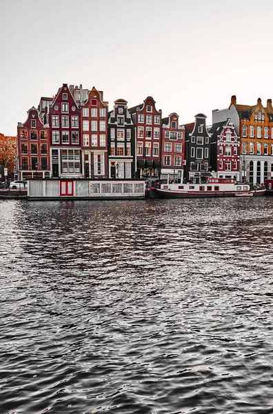 Вид каналів в Амстердамі. Нідерланди — стокове фото