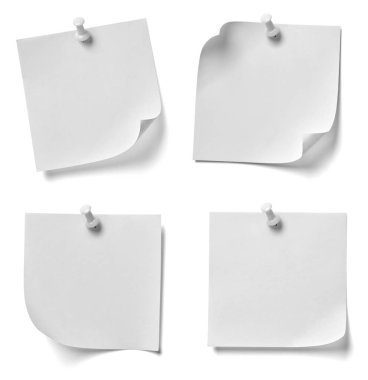 beyaz zemin üzerine kırmızı bir iğneye çeşitli not kağıdına topluluğu. her biri ayrı ayrı vurulur