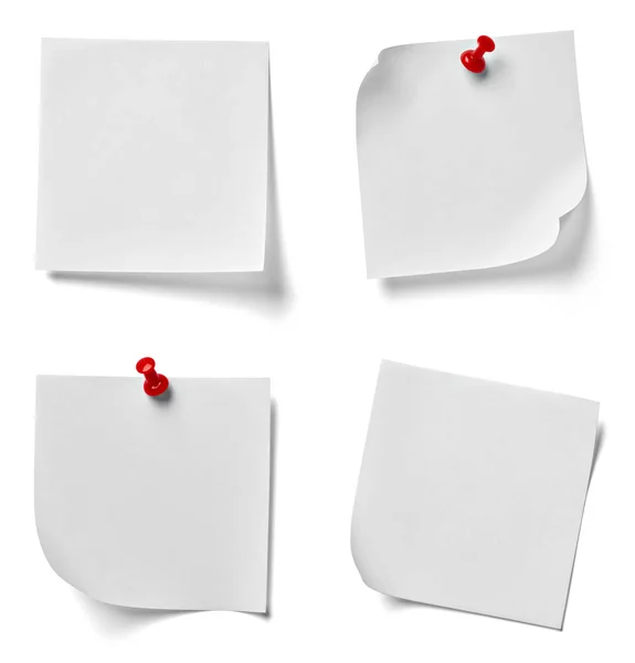 各种的便条纸 与白色背景上的红色图钉的集合 每一个是分别拍摄 — 图库照片