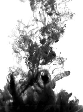 su renk sıvı içinde siyah boya