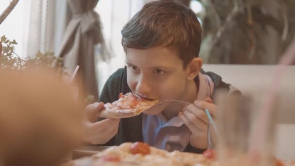 teen eats and eats Sexulus sexy sophisticated