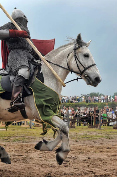 Russia Petersburg 2014 Open Festival Medieval Culture Vyborg Thunder Knight — Stock Photo, Image