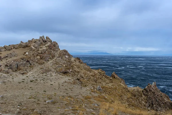 Wyspa Olchon Początku Maja Skał Lodu Jezioro Bajkał — Zdjęcie stockowe