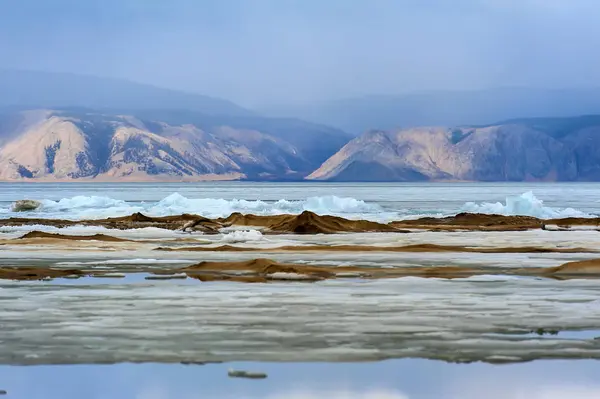 Baikalsee Mai Eisdrift Insel Olchon Und Die Bewegung Des Weißen — Stockfoto