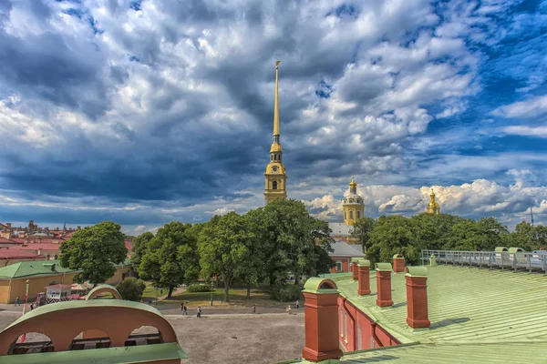 São Petersburgo Rússia 2018 Fortaleza Pedro Paulo Céu Com Nuvens — Fotografia de Stock