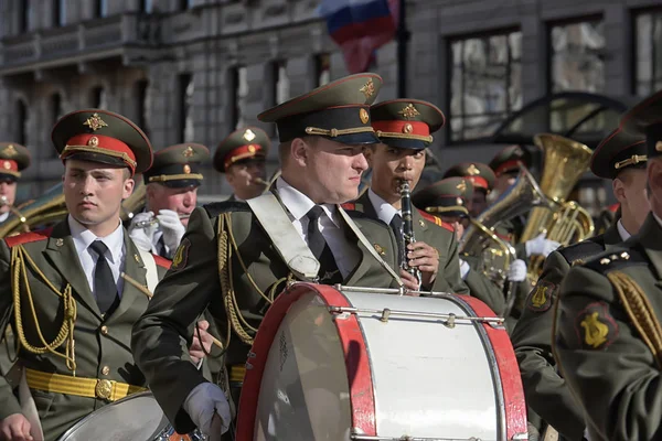 Petersburg Oroszország 2015 Katonai Zenekar Menetel Győzelem Felvonulás — Stock Fotó