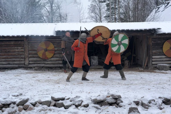 Россия Санкт Петербург 2014 Фестиваль Является Исторической Реконструкцией Эпохи Викингов — стоковое фото