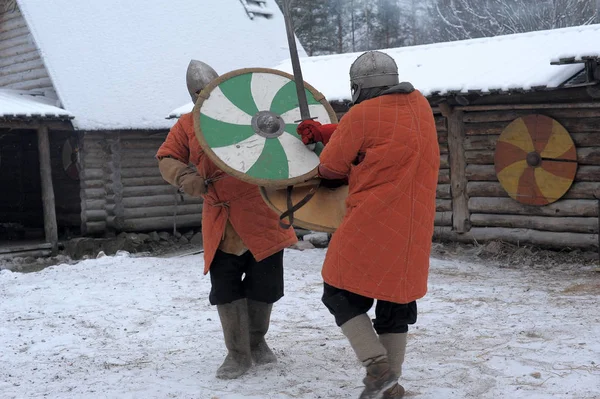 Россия Санкт Петербург 2014 Фестиваль Является Исторической Реконструкцией Эпохи Викингов — стоковое фото