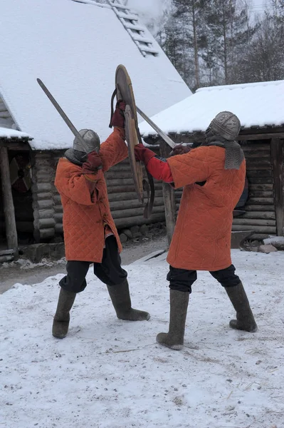 Россия Санкт Петербург 2014 Фестиваль Является Исторической Реконструкцией Эпохи Викингов — стоковое фото