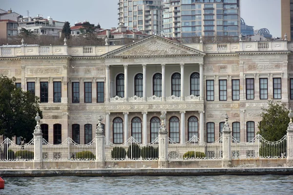 Turkey Istanbul 2018 Dolmabahce Palace View Water — Stock Photo, Image