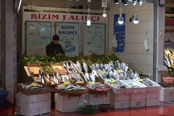 Turchia Istanbul 2018 Grande Varietà Pesce Nel Mercato Del Pesce — Foto Stock