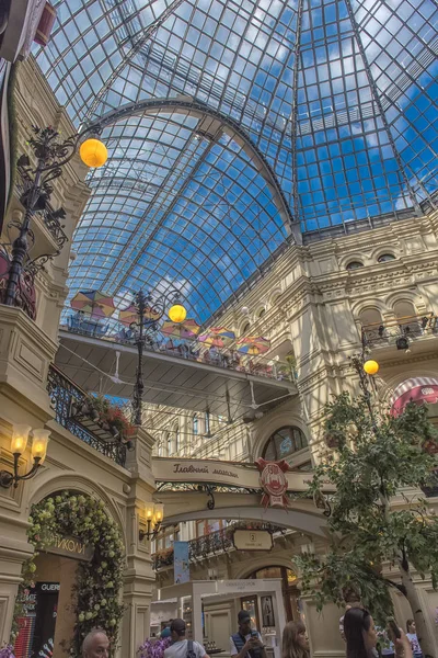 Moscou Rússia 2018 Ano Novo Chinês Decoração Interiores Centro Comercial — Fotografia de Stock