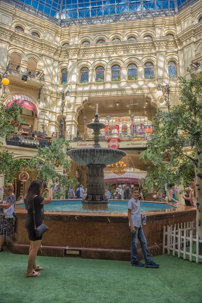 Moscou Rússia 2018 Ano Novo Chinês Decoração Interiores Centro Comercial — Fotografia de Stock