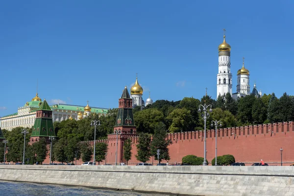 Rusia Moscú 2018 Muro Del Kremlin Orillas Del Río Moscú —  Fotos de Stock