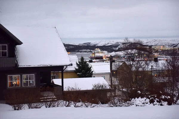 Suecia Kirkenes 2017 Kirkenes Ciudad Cubierta Nieve Invierno — Foto de Stock