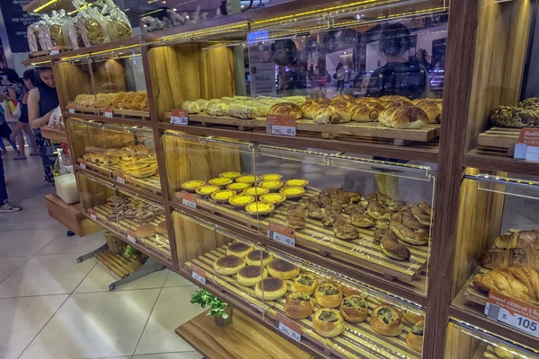 Thailand Bangkok 2018 Variety Pastries Shelves Bakery Shopping Center — Stock Photo, Image