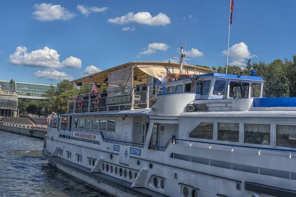 Rusland Moskou 2018 Toeristische Motor Schip Moskou Rivier — Stockfoto