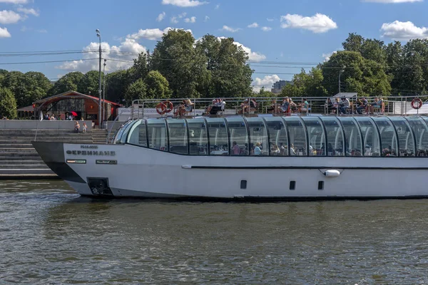 Rosja Moskwa 2018 Turystycznych Statek Motorowy Rzece Moskwa — Zdjęcie stockowe