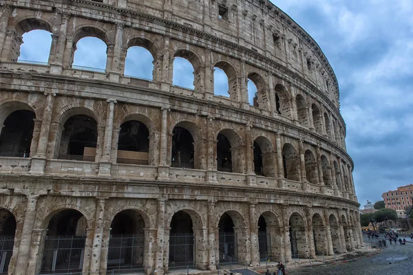 Italië Rome 2018 Ruïnes Van Het Colosseum Toeristen — Stockfoto