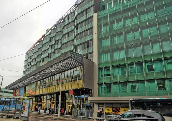 Estland Tallinn 2014 Gebäude Mit Glasfassade Zentrum Von Tallinn — Stockfoto