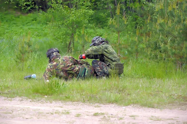 Petersburg Rusya 2013 Açık Hava Paintball Turnuvası Doğada Kamuflaj Paintball — Stok fotoğraf