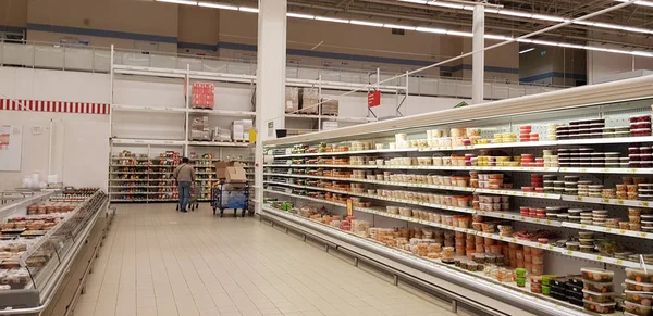 Rússia São Petersburgo 2018 Chucrute Legumes Salgados Supermercado — Fotografia de Stock