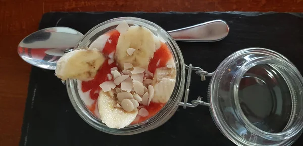 Porridge Farina Avena Con Banane Marmellata — Foto Stock