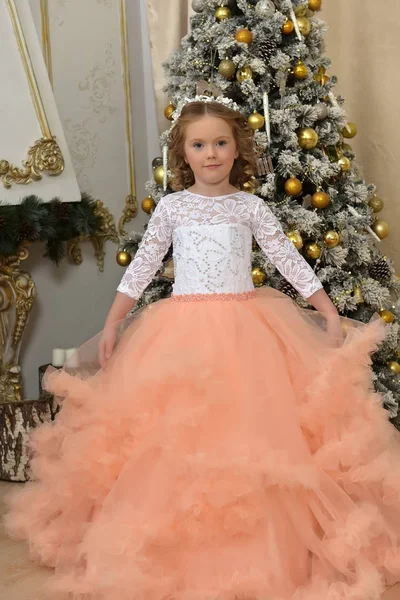 Beautiful Young Girl Beautiful Ball Gown Christmas Interiors — Stock Photo, Image