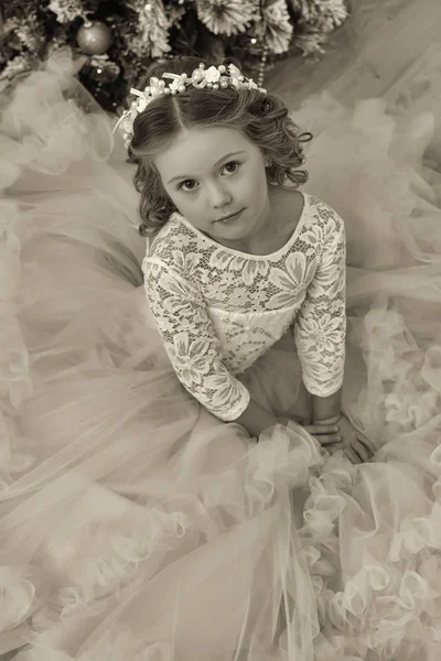Vintage Πορτρέτο Του Ένα Μικρό Κορίτσι Χριστούγεννα — Φωτογραφία Αρχείου