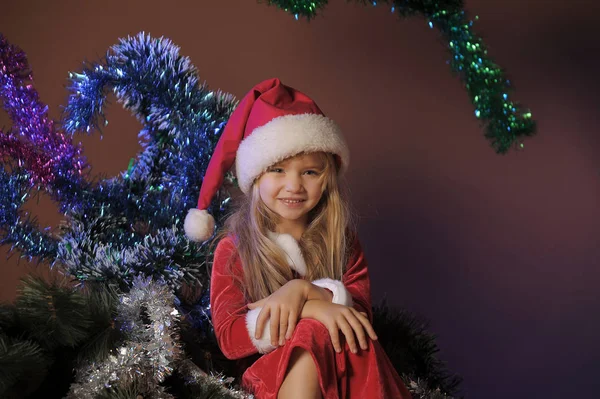 Niña Rubia Sombrero Navidad Con Guirnalda — Foto de Stock