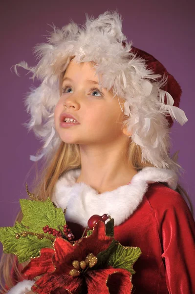 Portret Van Een Mooie Blonde Meisje Een Kerstmuts Met Een — Stockfoto