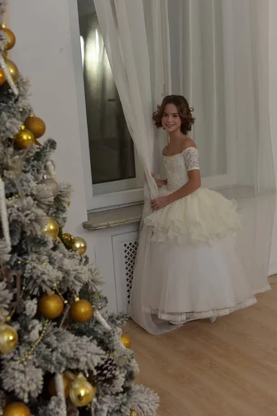 Beautiful Girl White Dress Window Hands Christmas — Stock Photo, Image