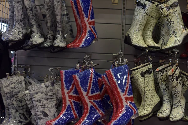 Finlandia Lappeenratna 2015 Botas Goma Multicolores Tienda — Foto de Stock