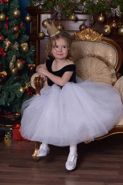 Cute Little Girl Crown Her Head Christmas — Stock Photo, Image