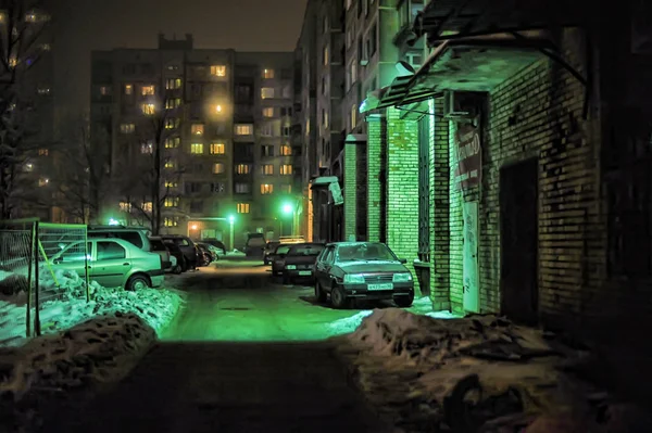 Russia Petersburg 2012 Cars Parked Winter House Residential Area Night — Stock Photo, Image
