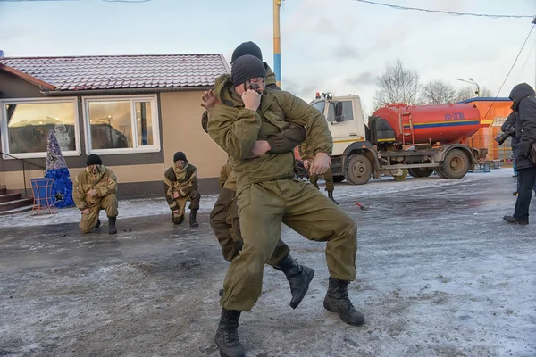 Rusia Severodvinsk 2016 Manifestación Lucha Cuerpo Cuerpo Los Militares Calle — Foto de Stock