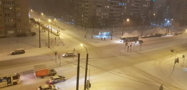 Rusland Petersburg 2018 Kruispunt Van Wegen Een Woonwijk Sneeuw — Stockfoto