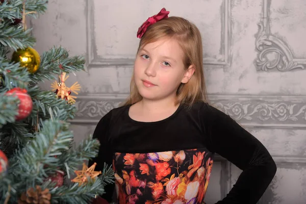 Girl Blonde Child Black Red Dress Christmas Christmas Tree Alone — Stock Photo, Image