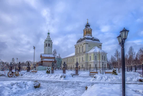 ロシア トゥーラ 2019 ニコロ ザレツキー寺はトゥーラ デミドフ家歴史の記念碑と連邦意義の文化の墓の正教会 — ストック写真