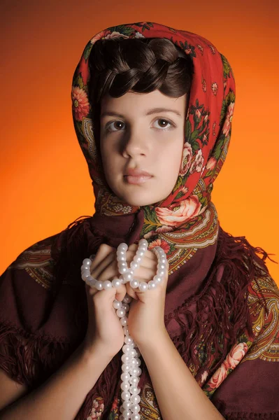 Retrato Uma Bela Jovem Russa Com Uma Foice Torno Sua — Fotografia de Stock