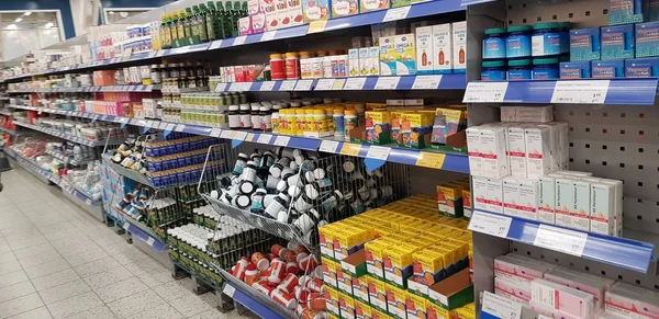 Finnland Lappenranta 2019 Produkte Den Regalen Eines Supermarktes — Stockfoto