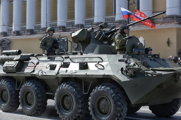 Military equipment on the victory parade — Stock Photo, Image