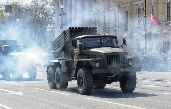 Military equipment on the victory parade — Stock Photo, Image