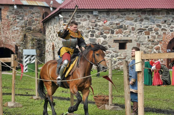 Ritter auf Pferd Turnier. Armee, uralt. — Stockfoto