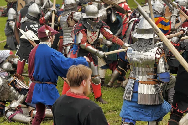 Knights in the field of fight. — Stock Photo, Image