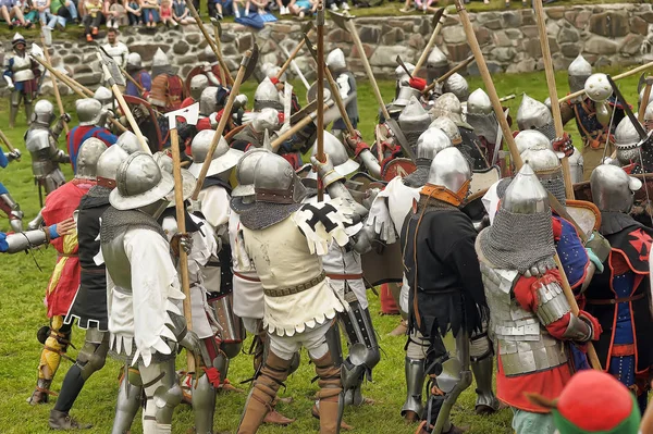 Knights in the field of fight. — Stock Photo, Image